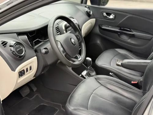 Renault Captur 2.0 Intens Automática
