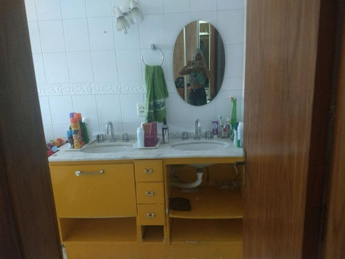Casa Em Espírito Santo Com 3 Dormitórios - Lu268337