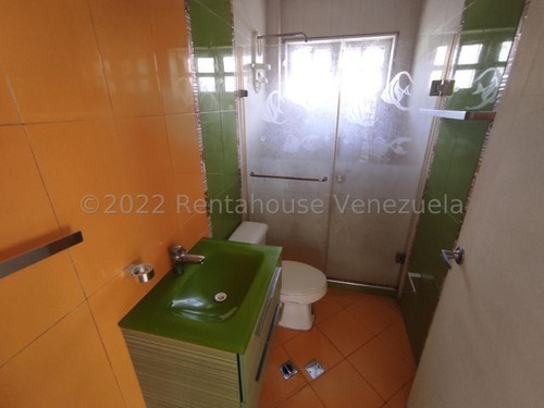 Imagen 14 de 20 de Amplia Casa Para Remodelar Urb. La Floresta La Victoria 23-14852 Ejc 04243439046