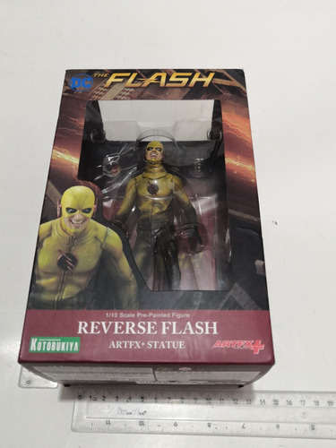 The Flash Reverse Flash Kotobukiya 1/10 Figura (Usado)