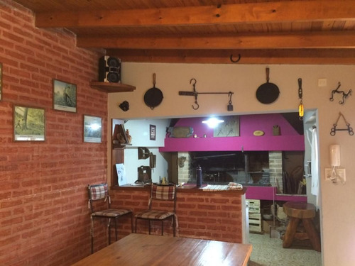 Casa En Venta En Barrio