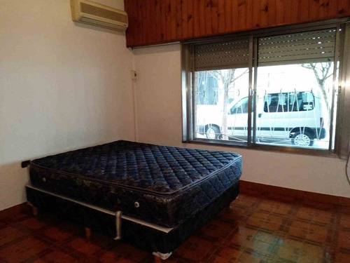 Imagen 8 de 12 de Casa En Venta En Jose Leon Suarez