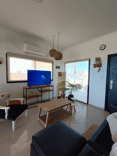 Hermosa Casa En Domselaar Barrio Los Tilos