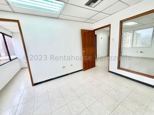 Imagen 15 de 30 de Oficina En Alquiler Zona Centro De Barquisimeto Lara (23-26329) // Invierta Seguro Con Rentahouse//