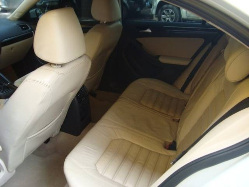 Volkswagen Jetta 2.0 Tsi Highline 211cv Gasolina 4p