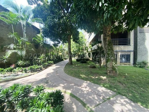 Bello Y Muy Amplio Apartamento Con La Mejor Vista Sobre El Valle De Caracas En Alquiler En Santa Eduvigis Vi Mls #24-7470