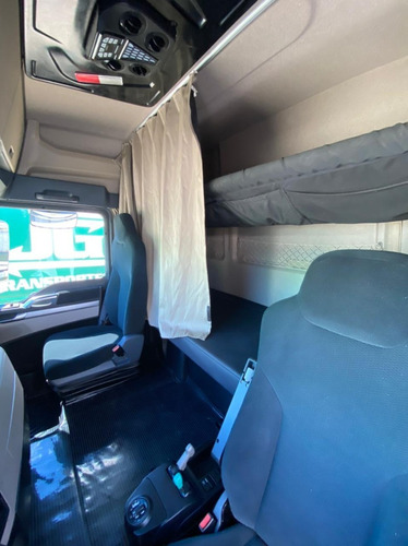 Imagem 12 de 13 de Caminhão Man Tgx 28440 6x2 2018 Único Dono