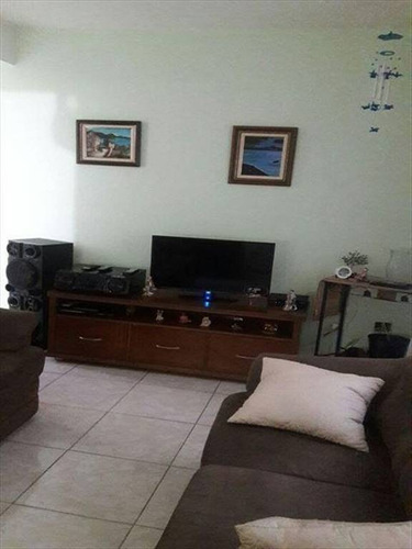 Imagem 7 de 9 de Apartamento Em Otima Localidade No Centro De Sao Vicente, Bem Arejado, Proximo A Lojas, Escolas, Farmacias, Shopping, Praca Da Biquinha, Praia, Restaurantes Entre Outras Coisas. - Hm2443