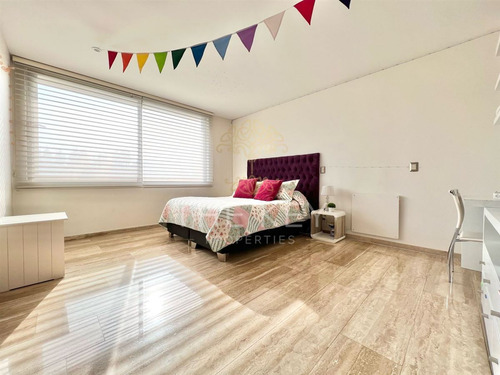 Casa En Arriendo De 7 Dorm. En Padre Hurtado