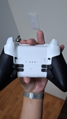 Control Inalámbrico Elite Series 2 Core Xbox (Usado)