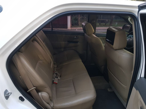 Toyota Hilux SW4 3.0 16V 4P SRV 4X4 TURBO DIESEL AUTOMÁTICO