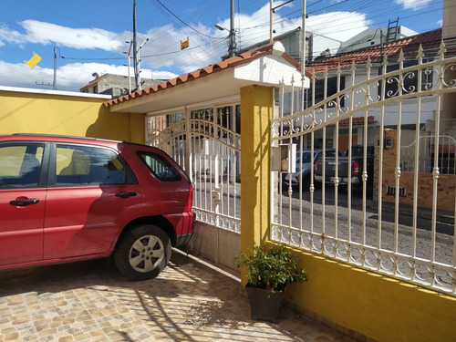 Casa Unifamiliar De 3 Plantas Conocoto De Oportunidad