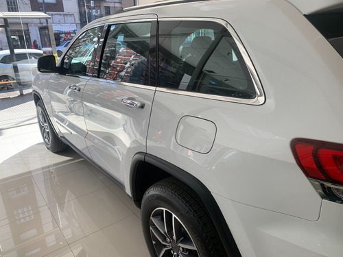 Imagen 5 de 9 de Jeep Grand Cherokee Limited 3.6 At8