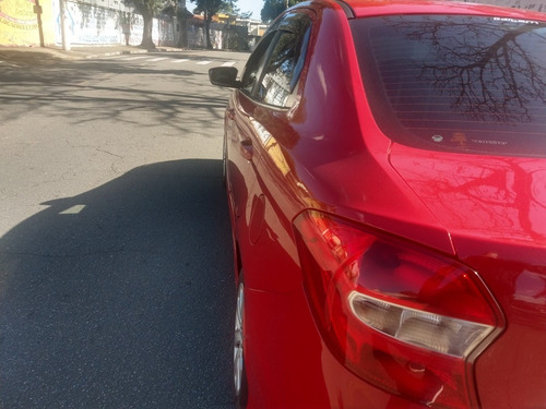 Imagem 4 de 10 de Ford Ka Sedan 1.5. Plus