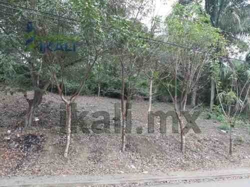Imagen 5 de 12 de Venta De Terreno 500 M² Col. Guadalupe Victoria Poza Rica Veracruz. Cuenta Con Un Frente De 18.19 M² Y Una Profundidad De 27.47 M². El Terreno Se Encuentra En La Parte Alta Y Tiene Buena Vista Para C