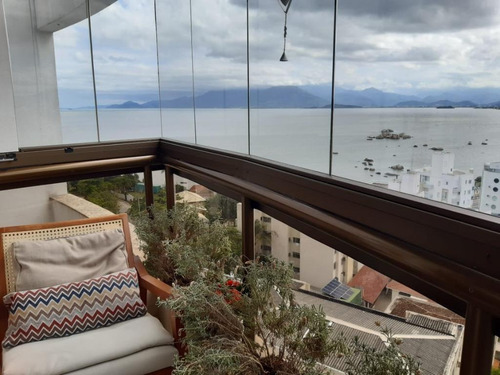 Cobertura Com 3 Dormitórios À Venda, 219 M² Por R$ 1.790.000,00 - Coqueiros - Florianópolis/sc - Co0258