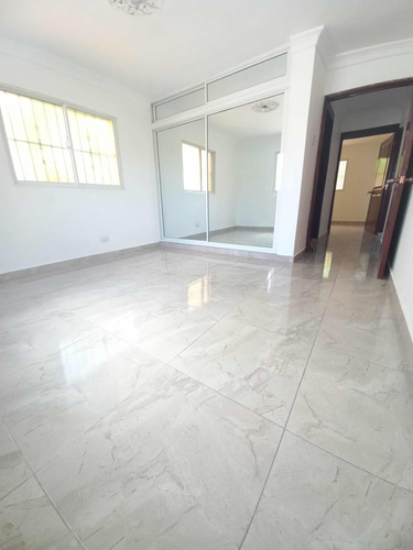 Venta De Casa En La Autopista De San Isidro Residencial