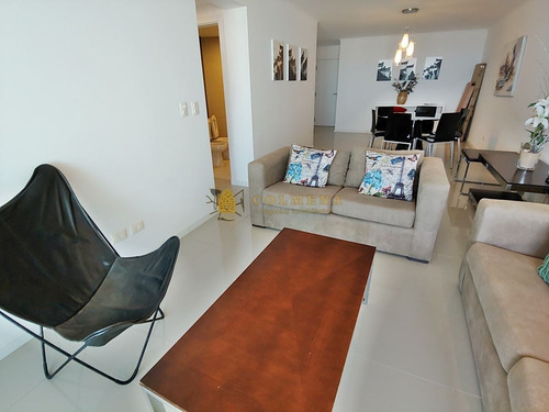 Apartamento En Venta 3 Dormitorios- Ref: 3955