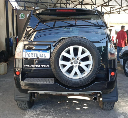 Imagem 6 de 11 de Mitsubishi Pajero Tr4 2.0 Preto 2010