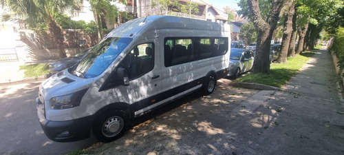 Ford Transit 2.2 Furgon Largo 350l