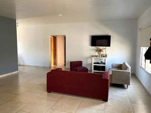 Imagen 7 de 16 de Casa En Venta Luján - Jauregui