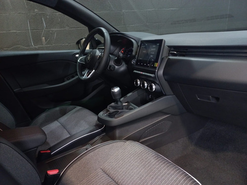 Imagen 13 de 25 de Renault Clio Intens 1.0 Tce