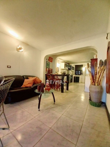 Imagen 4 de 13 de Remax Arena Vende Casa En La Arboleda Nueva Esparta - #remaxarena