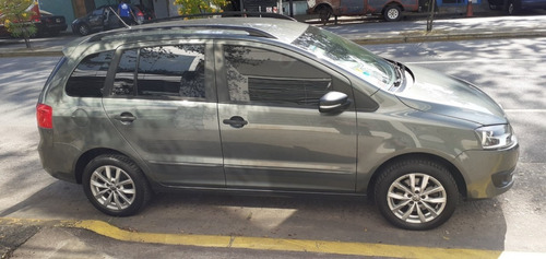 Volkswagen Suran 1.6 Trenline 2014 Km 60mil