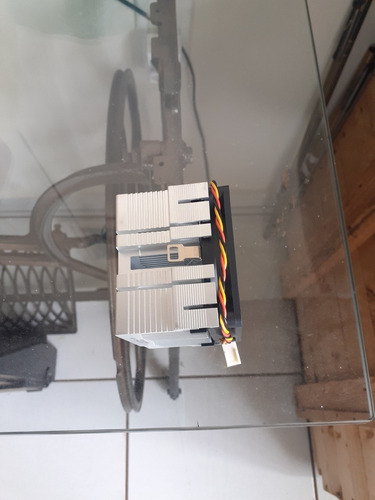 Imagem 1 de 3 de Vende Se Cpu Cooler