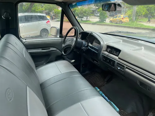 Ford F-150 5.0 Xl 195 hp 4x2