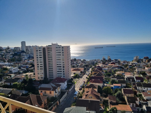 Excelente Ubicación En Recreo Centro, Vista Al Mar, Sol.