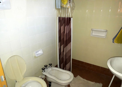 Venta De Casa En Merlo, Excelente Ubicación