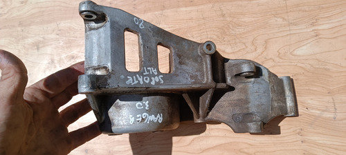 Ford Ranger 3.0 2010 Soporte Alternador