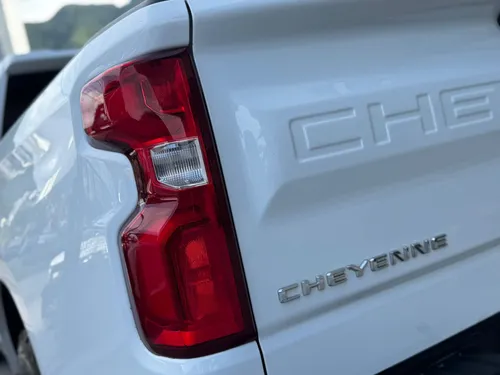 Chevrolet Cheyenne 5.3 V8 RST Doble Cabina 4x4 At