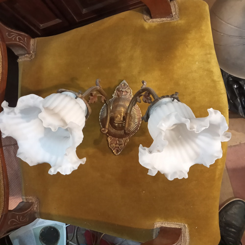 Aplique Antiguo De Pared Lampara 2 Luces Con Tulipas Frances Dorado Oscuro (Usado)