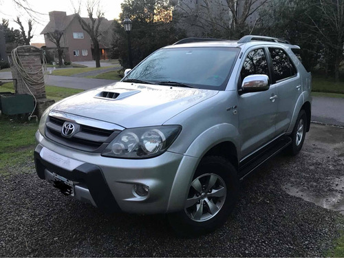 Toyota Sw4 3.0 Srv At 4x4 Cuero 2008