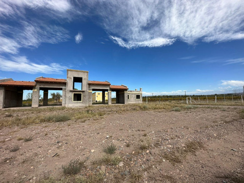 Bodega Y Finca En Venta
