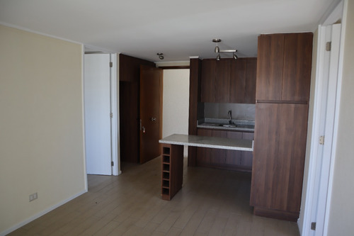 Reservado. Arriendo Dpto. 2d2b En Edificio Espacio Parque