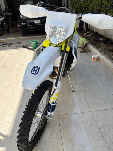 Enduro , 4 Tiempos Excelentes Condiciones