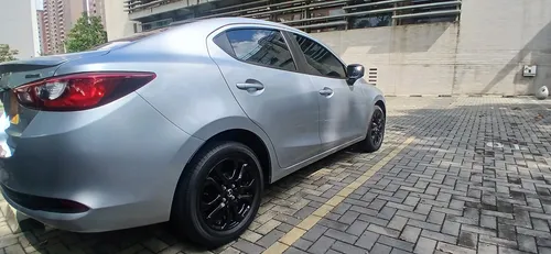 Mazda 2 1.5 Grand Touring Lx Sedan