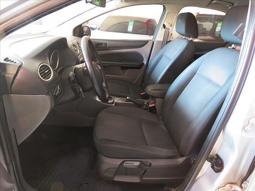 Imagem 4 de 10 de Ford Focus Sedan 2.0 (flex) Aut. Chave Presencial