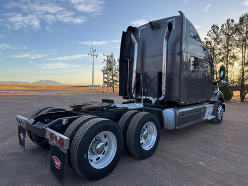 Tractocamión 2006 Peterbilt 387 - C15 - Manual 18 Vel.