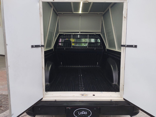 Volkswagen Saveiro Robust 1.6 Total Flex 16V