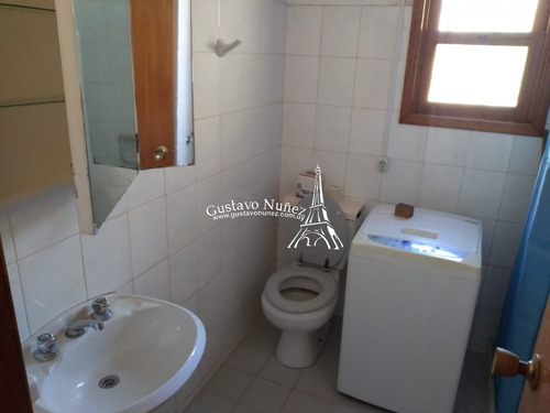 Propiedad En Zona Residencial- Ref: 3056