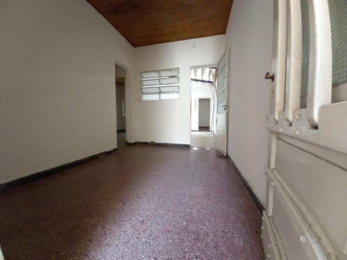 Imagen 2 de 17 de Venta - Casa Interna Única - 2 Dormitorios - Bella Vista, Rosario.