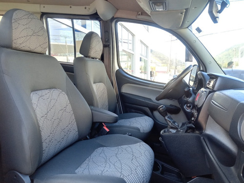 Imagem 8 de 11 de Fiat Doblo Essence 1.8 2020 7 Lugares Completo Preço Baixo