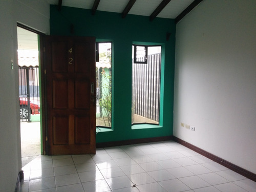 Imagen 3 de 9 de Se Vende Casa De Habitacion