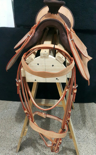 Montura Mexicana Completa Cabezada Riendas Cincha Pechera
