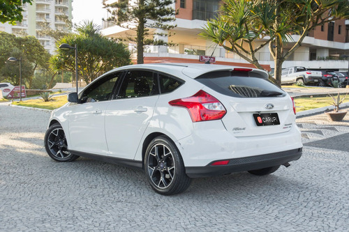 Ford Focus Hatch Titanium Plus 2.0 16v Powershift