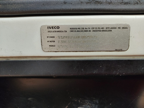 Iveco Vendo Conjunto Strallis